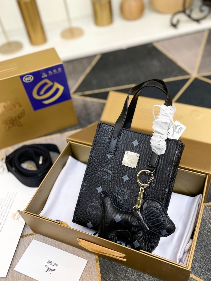  Handbags MCM  mom size:17*14 cm