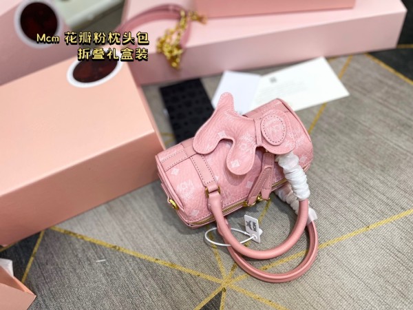  Handbags MCM  mom size:18 cm