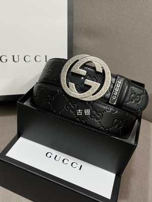 Handbags  Gucci Signature size:3.8 cm