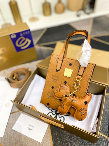  Handbags MCM  mom size:17*14 cm