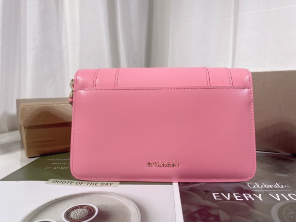 Handbags Bvlgari 292104950 size:22*15*4.5 cm