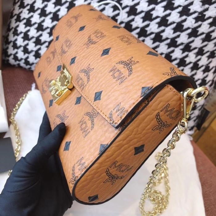  Handbags MCM 6226 size:24*14*5 cm