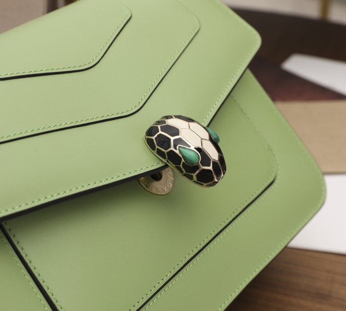  Handbags Bvlgari 29032391050 size:25*17*8 cm