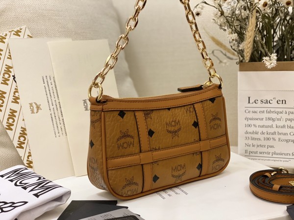  Handbags MCM  𝐷𝑒𝑙𝑚𝑦 size:21*12*5 cm