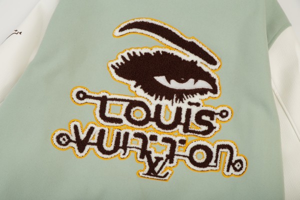 Clothes Louis Vuitton 951