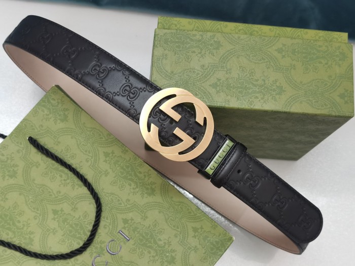 Streetwear  Belt Gucci  Signature
