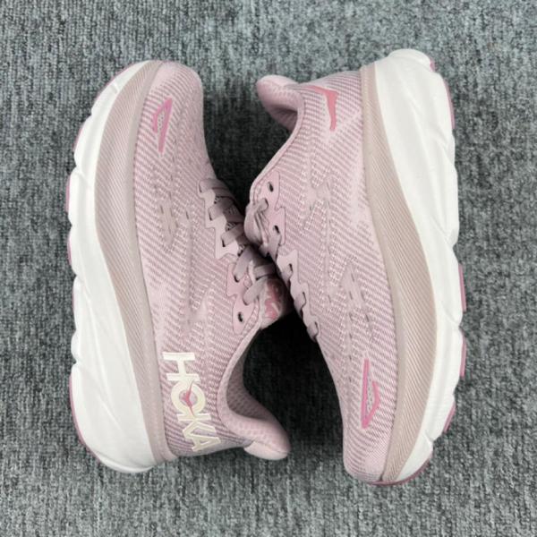 Hoka One One Clifton 9 Peach Whip (Women's)