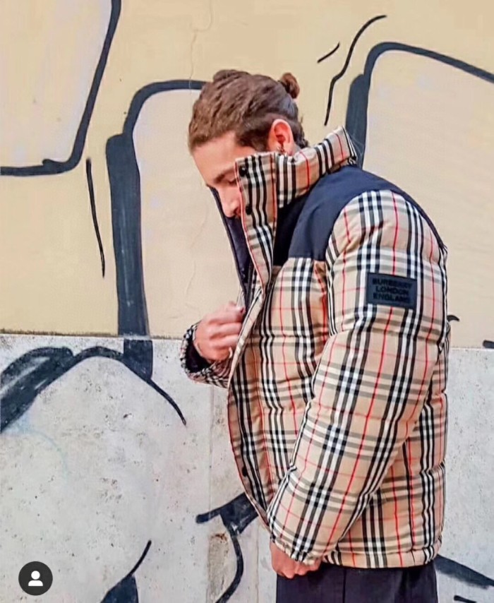  Clothes Burberry 561