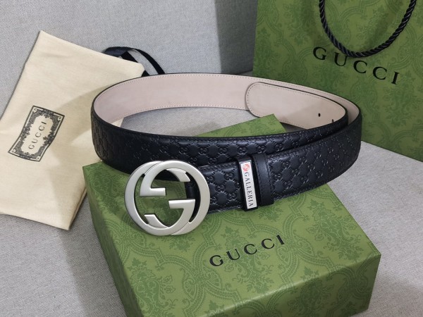 Streetwear  Belt Gucci Signature