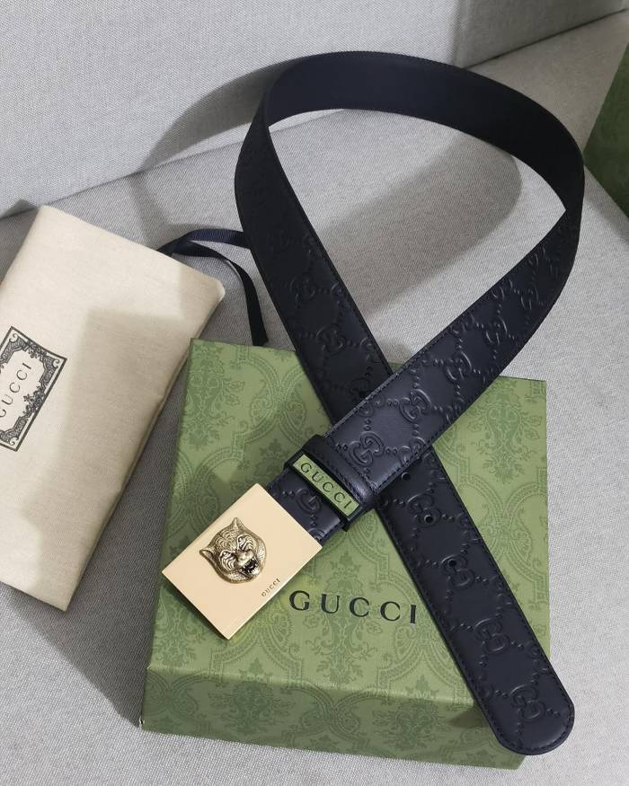 Streetwear  Belt Gucci Signature
