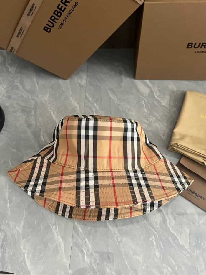 Burberry Vintage Check Bucket Hat Brown