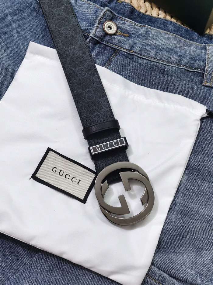 Streetwear  Belt Gucci 160972