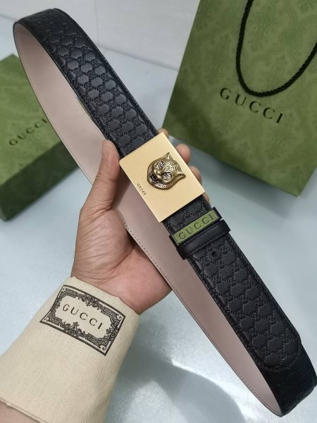 Streetwear  Belt Gucci Signature