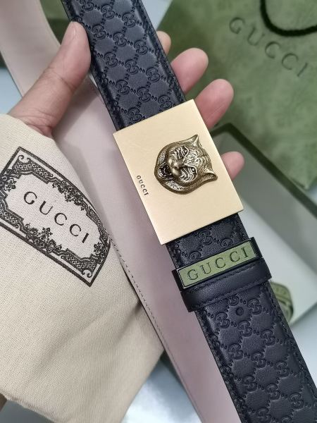 Streetwear  Belt Gucci Signature