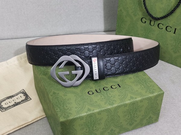 Streetwear  Belt Gucci Signature