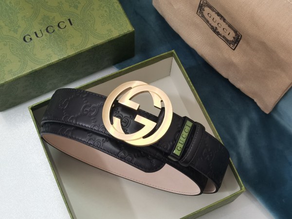 Streetwear  Belt Gucci  Signature