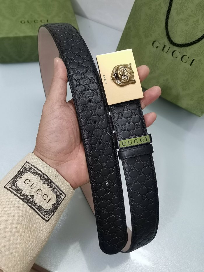 Streetwear  Belt Gucci Signature