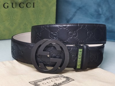 Streetwear  Belt Gucci  Signature