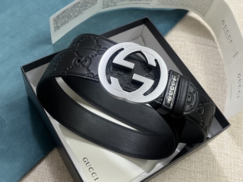 Streetwear  Belt Gucci Signature