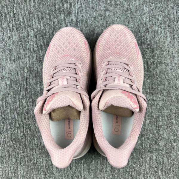 Hoka One One Clifton 9 Peach Whip (Women's)