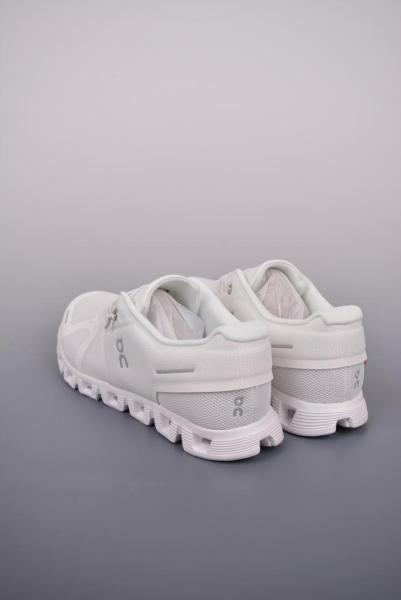 Shoes On Running Cloud 5 Undyed White (Women's)