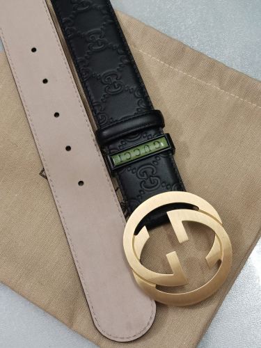 Streetwear  Belt Gucci  Signature