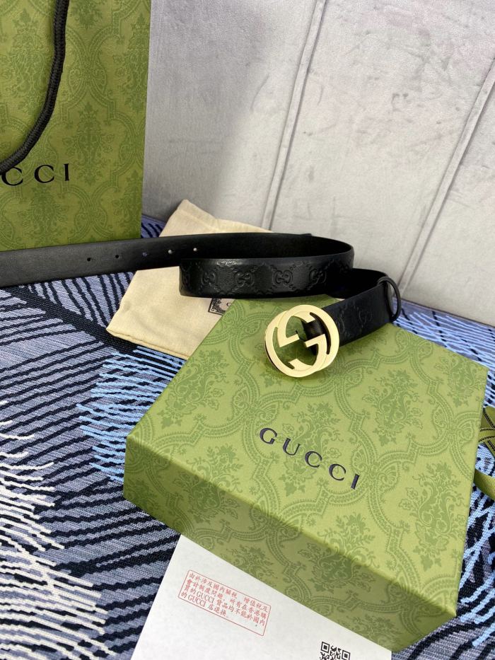 Streetwear  Belt Gucci Signature