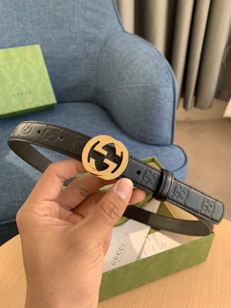 Streetwear  Belt Gucci Signature