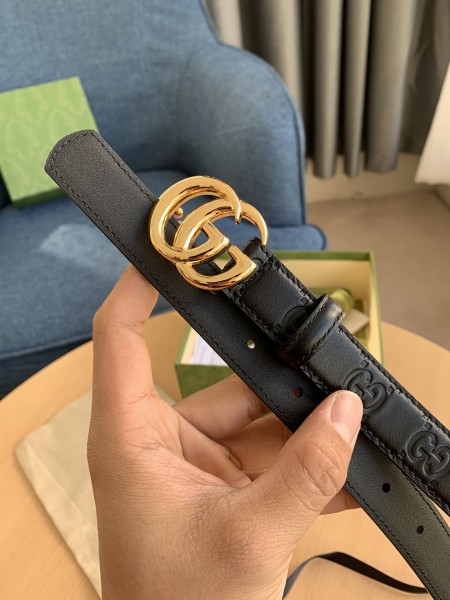 Streetwear  Belt Gucci Signature