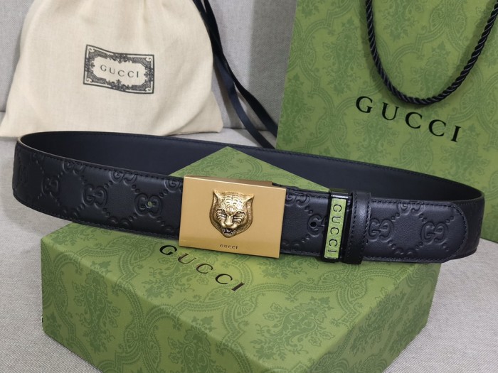 Streetwear  Belt Gucci Signature