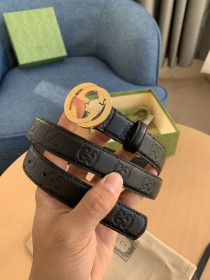 Streetwear  Belt Gucci Signature