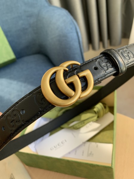 Streetwear  Belt Gucci Signature