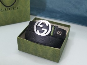 Streetwear  Belt Gucci Signature