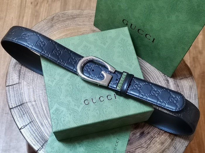 Streetwear  Belt Gucci Signature