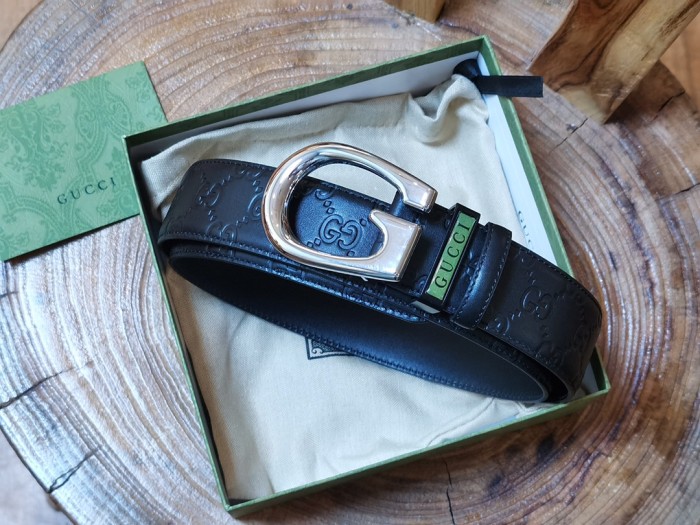 Streetwear  Belt Gucci Signature