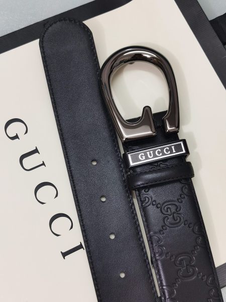 Streetwear  Belt Gucci Signature