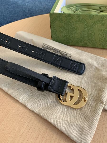 Streetwear  Belt Gucci Signature