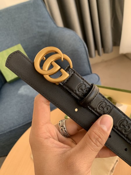 Streetwear  Belt Gucci Signature