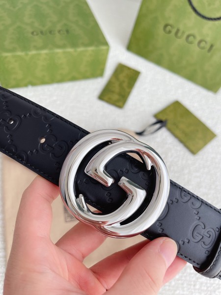 Streetwear  Belt Gucci Signature