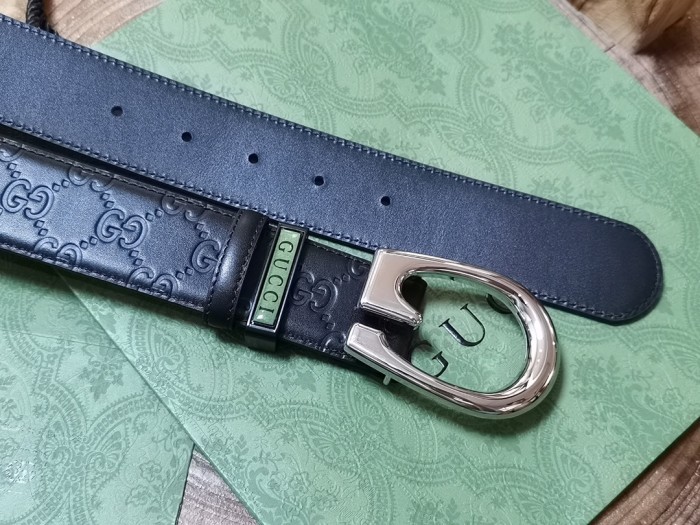 Streetwear  Belt Gucci Signature