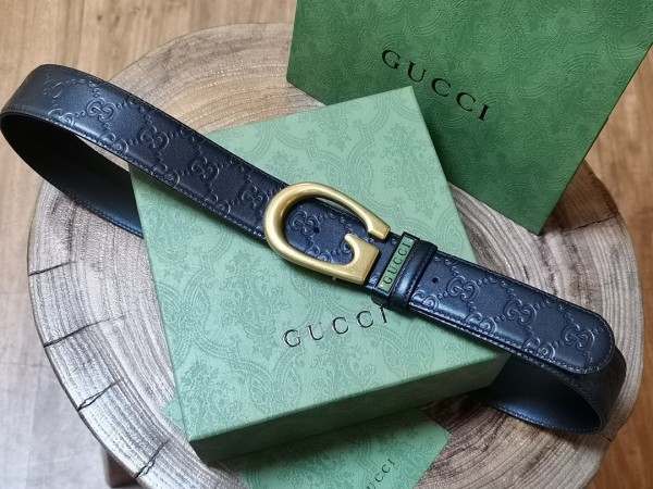 Streetwear  Belt Gucci Signature