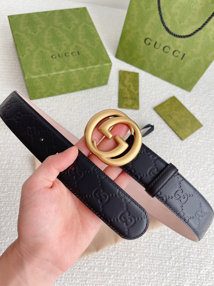 Streetwear  Belt Gucci Signature