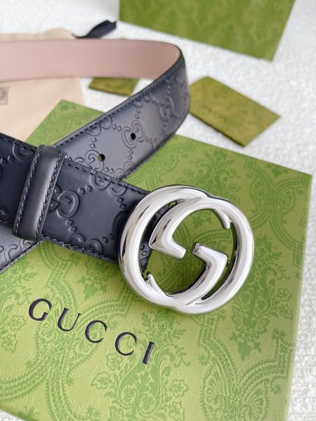 Streetwear  Belt Gucci Signature
