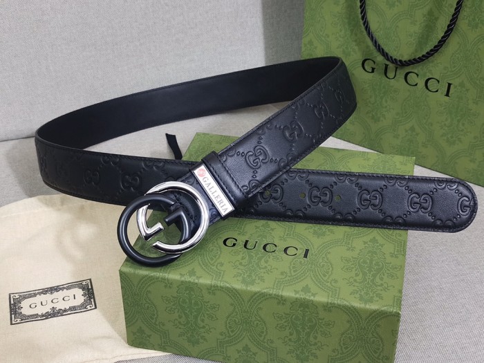 Streetwear  Belt Gucci Signature