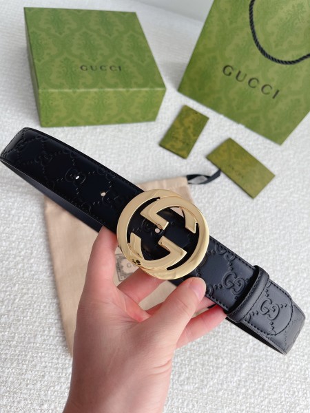 Streetwear  Belt Gucci Signature