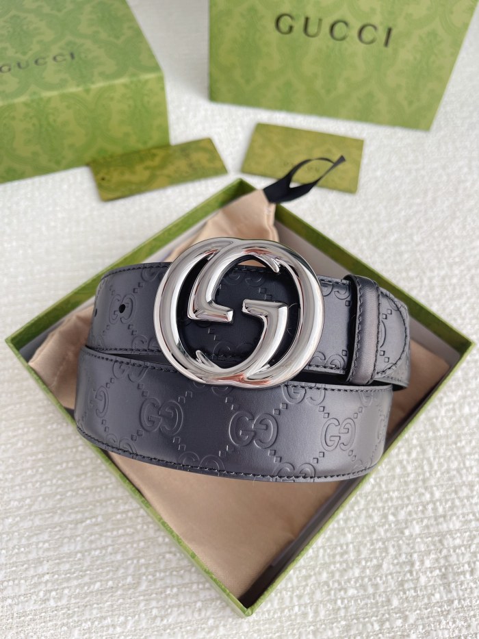 Streetwear  Belt Gucci Signature