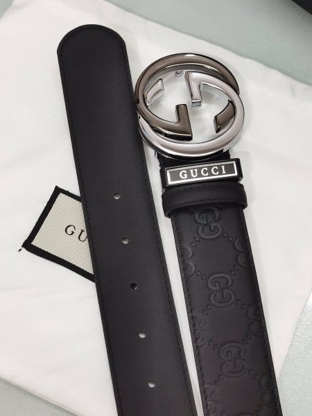 Streetwear  Belt Gucci Signature