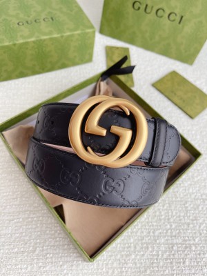 Streetwear  Belt Gucci Signature
