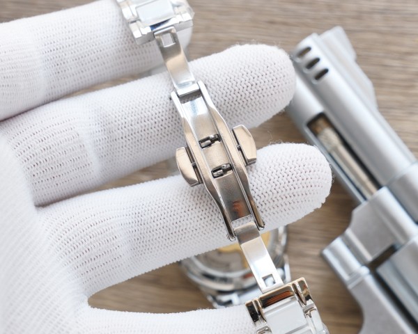 Watches Rolex 311192 size:33 mm