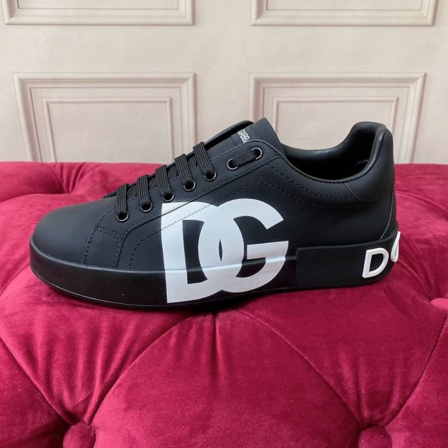 Dolce & Gabbana Low Tops Sneakers 232
